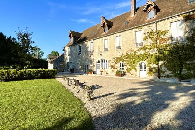 Abbaye de Cercanceaux, domaine de mariage à Souppes-sur-Loing (77) — photo 6