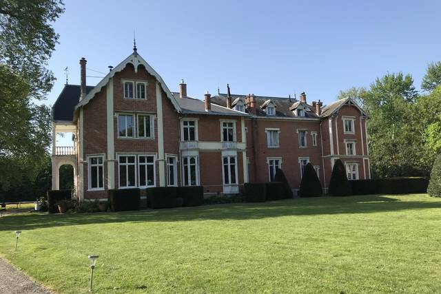 Château de Maison Blanche, domaine de mariage à Lésigny (77) — photo 2