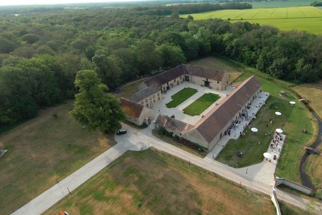 Domaine de Chenevière, domaine de mariage à Jouy (89) — photo 2