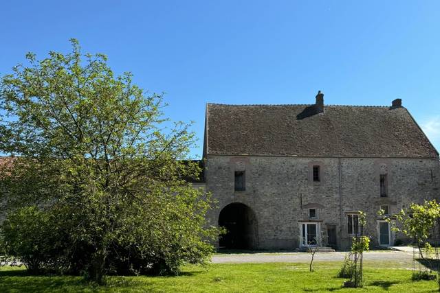 Le Petit Manoir, domaine de mariage à Lumigny-Nesles-Ormeaux (77) — photo 2