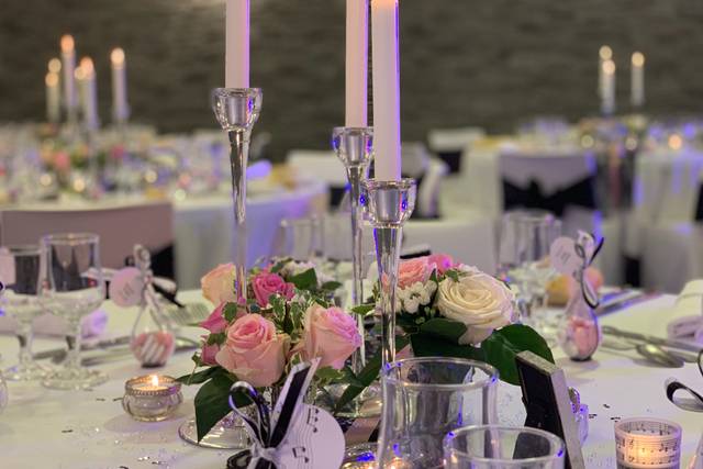 Salle de réception Mary d'Arvigny - Le Patio, domaine de mariage à Moissy-Cramayel